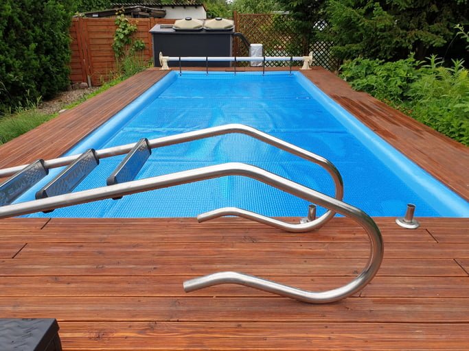 Solar pool cover